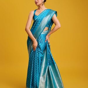 Monjolika Fashion Women's Blushing Banarasi Silk Saree Zari Woven Work Enhanced Elegance Comes With Unstitched Blouse Piece